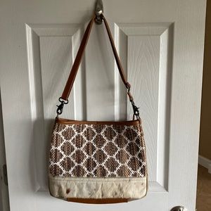 Myra Bag shoulder bag. Great condition